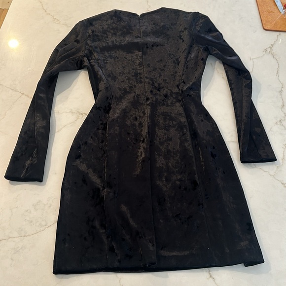 Black Velvet Long Sleeve Mini Dress from & Other Stories - Picture 7 of 10